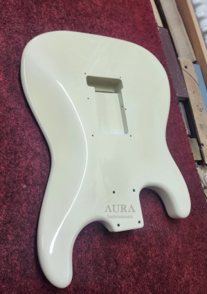 AURA Relic Fender Stratocaster