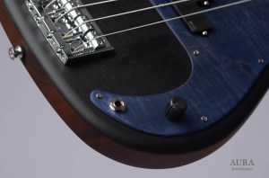 Handmade Aura Precision Bass PK Black