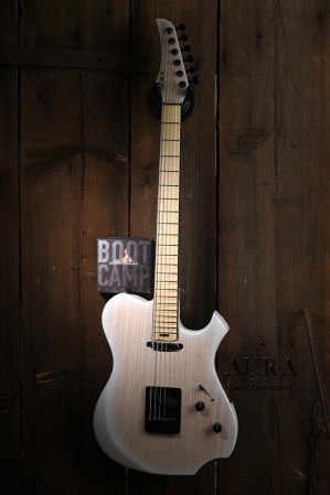 Hand made Guitar Aura Baritone Winter 