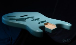 AURA Relic Stratocaster Refinish Daphne Blue