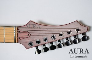 gitara-aura-7-proG-mechanika-front